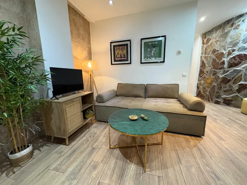 Cozy stay near Bernabéu and Azca - Image 1