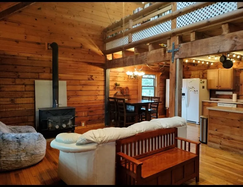 Friends and Family Cabin - Image 1