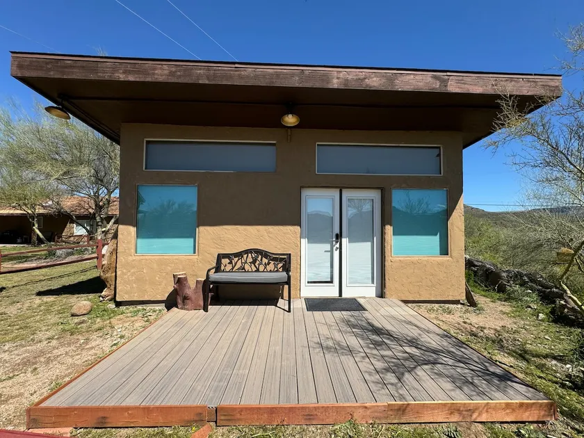 Rustic, Artsy Studio w/ Desert Panoramic Views - Image 1