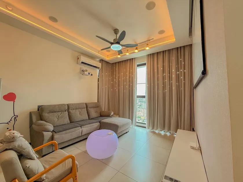 Urban Suites - Dolphin's Home - Image 1