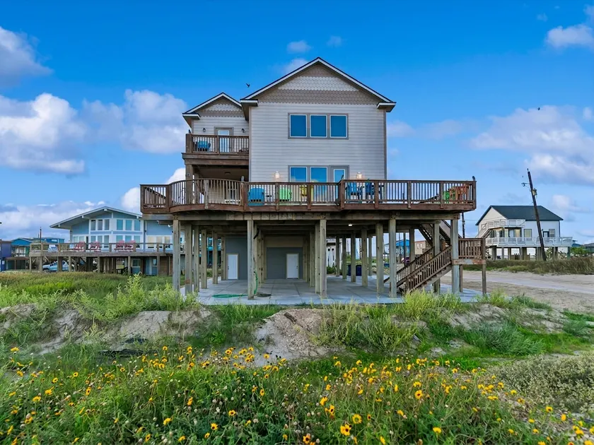 Seaside Eden - Image 1