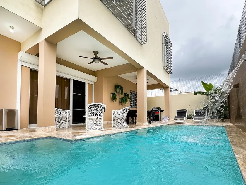 Miramar 3-Story Villa: Rooftop, Pool, BBQ & Staff - Image 1