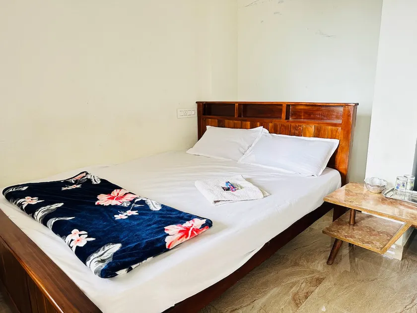 Candy’s Affordable home stay - Image 1