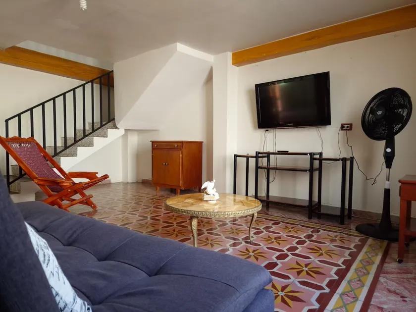 Colonial mansion with an excellent location. - Image 1
