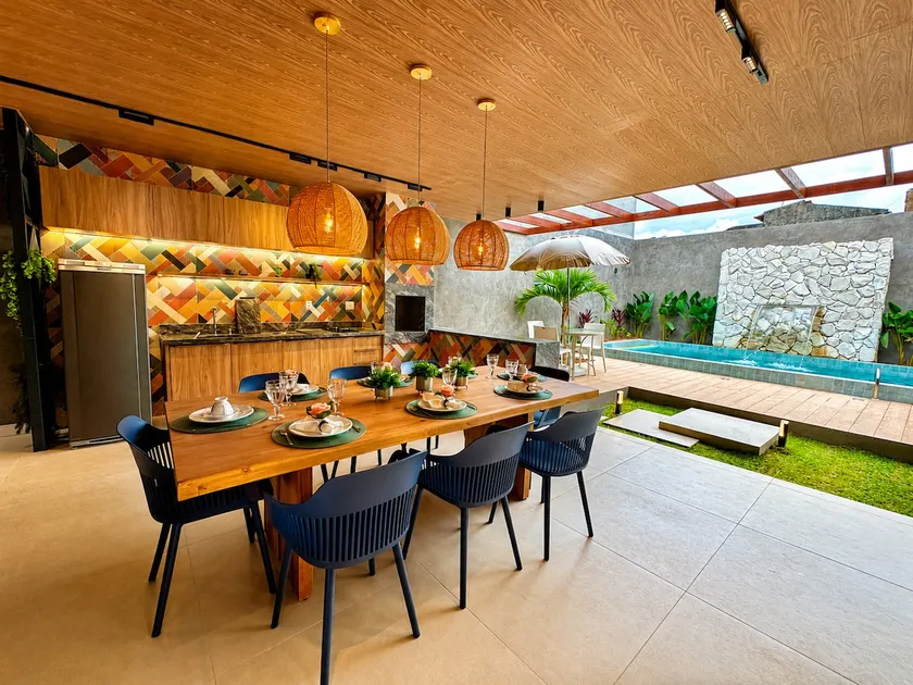 House with Pool for 10, 800m from Orla de Atalaia - Image 1