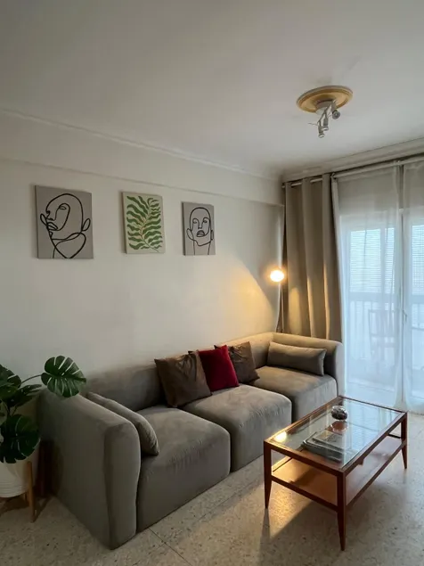Cozy apartment next to center - Image 1