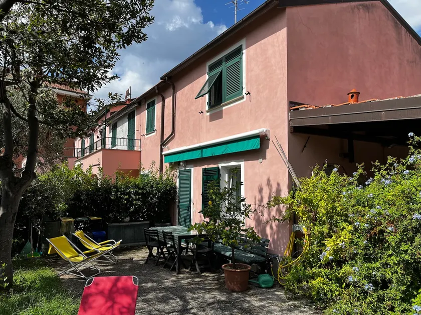 House in the countryside in Sestri Levante - Image 1