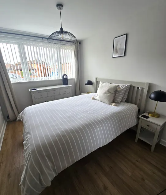 Modern Annexe Retreat • Peaceful • Parking & EV - Image 1