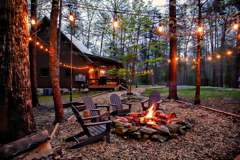 Secluded Cabin - Games, Fire Pit, Hot Tub, Pet OK - Image 1