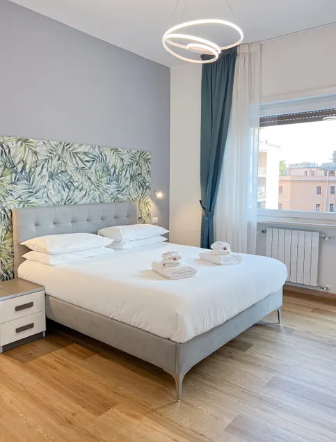Rome Sweet Nest - Image 1