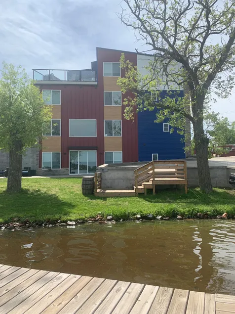 Modern Lake House w/ Rooftop Deck on Lake Chetek - Image 1