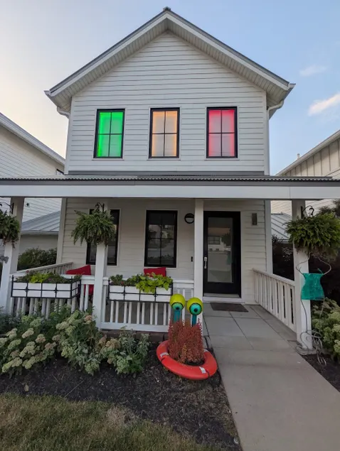 Funky Artist Townhome in Little Italy - Image 1