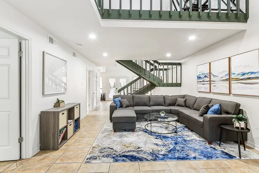 NEW! La Maison Verte - 2/2 w/ Dedicated Workspaces - Image 1