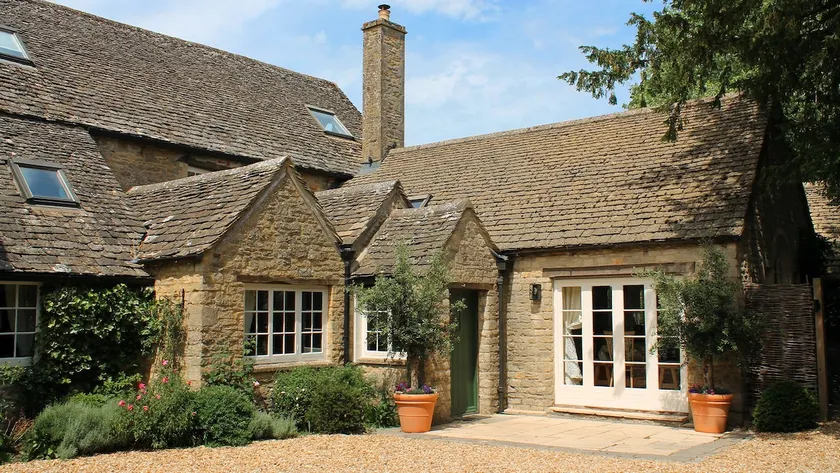 Ashworth House, near Charlbury with lovely views - Image 1