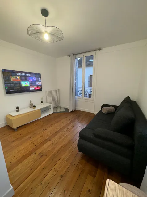 F2 Apartment – Parking – Paris Airport – Disney - Image 1