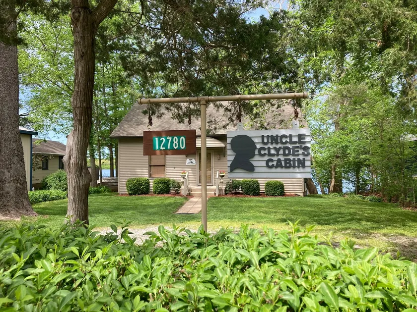 Uncle Clyde’s Cabin - Image 1