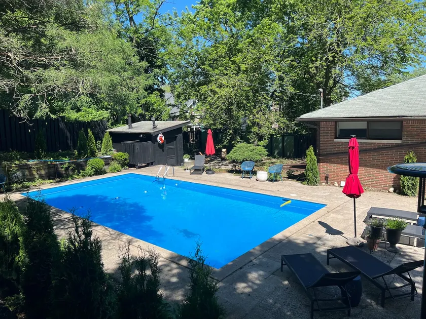 Pool & Beach Haven-private pool, steps to beach! - Image 1