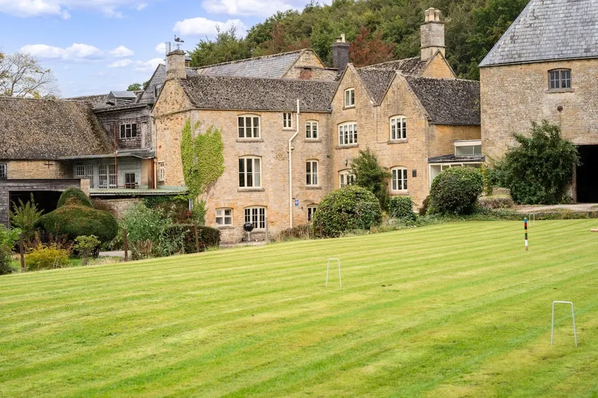 4 bedroom Cotswold cottage near Stow-on-the-Wold - Old Brewery House - Image 1