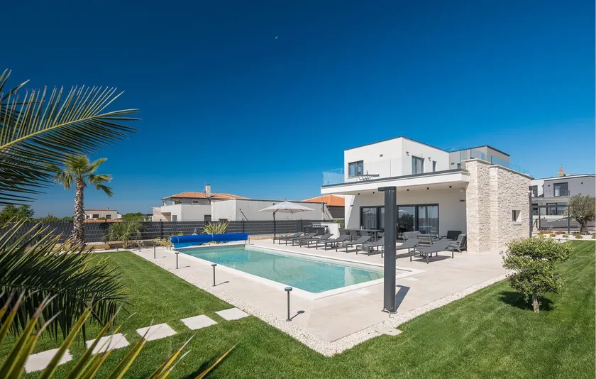 Beautiful Home In Tar - Image 1