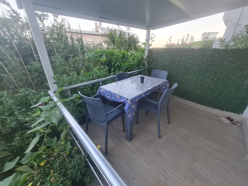 Urla 1+1 LARGE GARDEN FLOOR apartment - Image 1