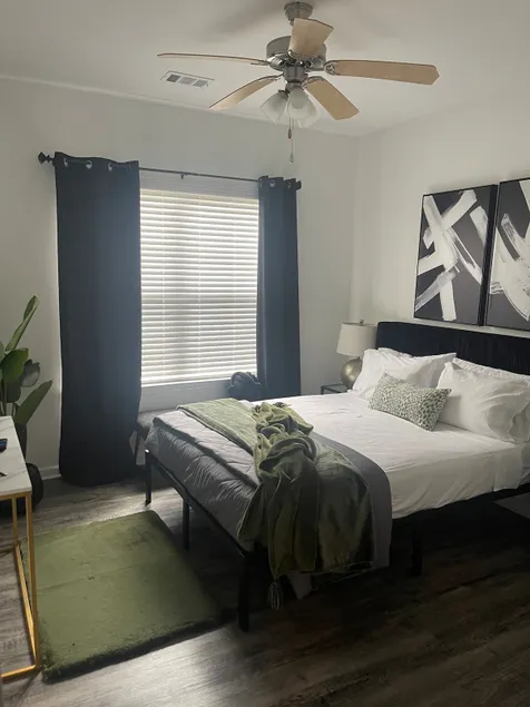 SuperHost Special! 1BR/1BA Luxe Stay in Jax - Image 1