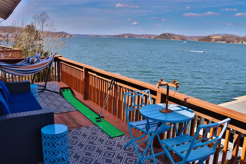 Lakefront Panoramic Hammock Retreat+Saltwater Pool - Image 1