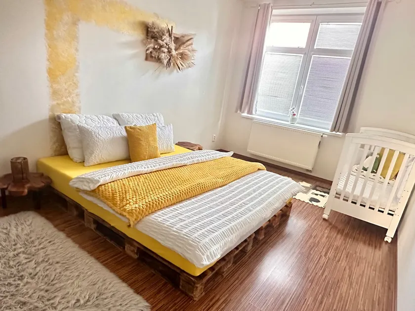 Sunny apartment with a terrace. Like home, even when you’re away. - Image 1