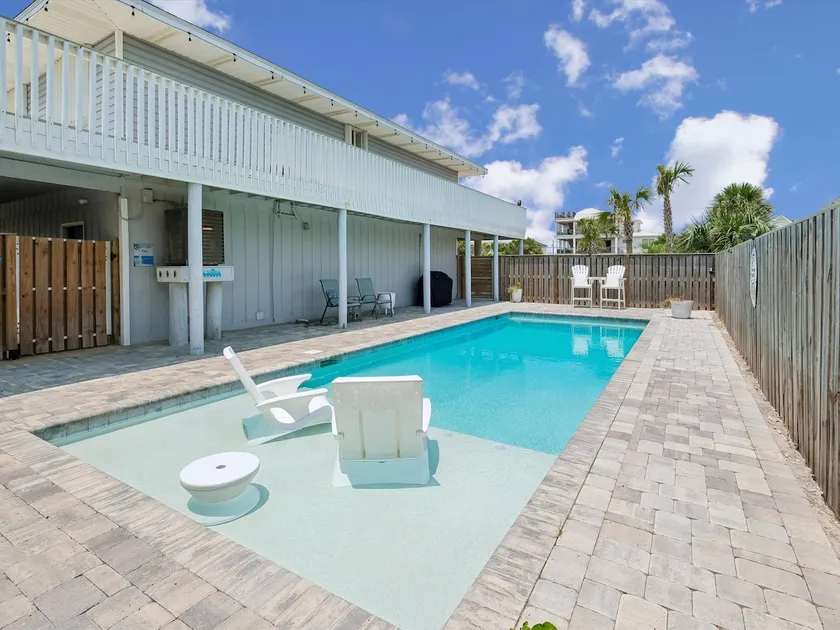 Coastal Cottage - Image 1