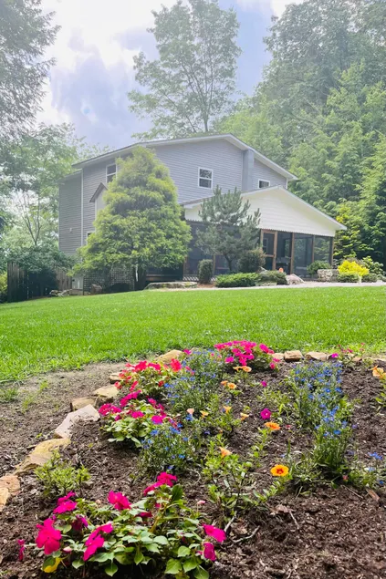 Stay ON a Waterfall—13 acres! Bluffs, deck, views! - Image 1