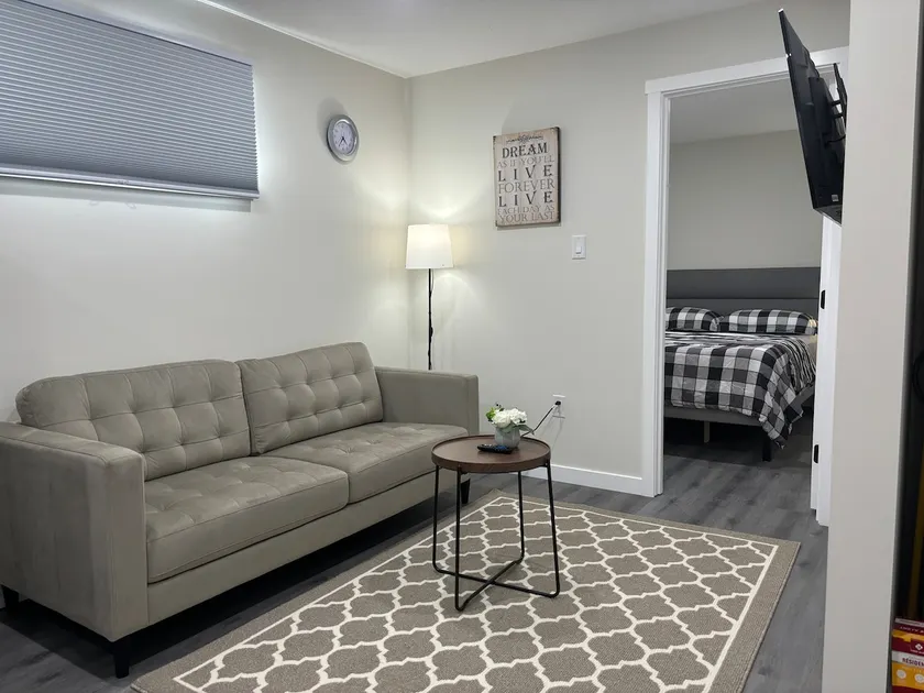 Guest Suite - Cozy Crib - Image 1