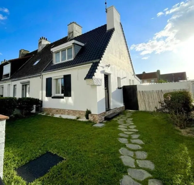2 bedroom house, garden - Image 1