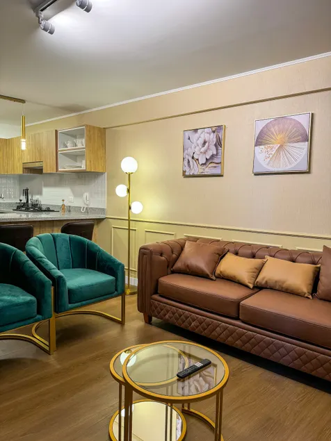 Republica, Entire Apt. 1008 - Image 1