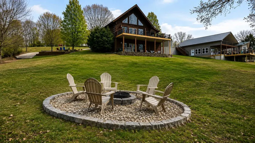 Ridge Hideaway Peaceful Lake Escape - Image 1