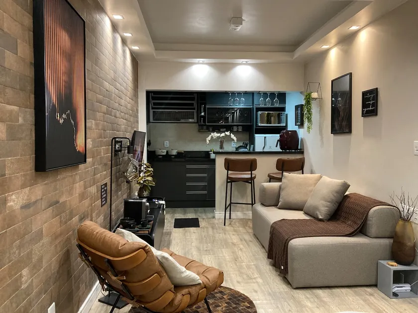 Mancave: Cozy in Bohemia - Image 1