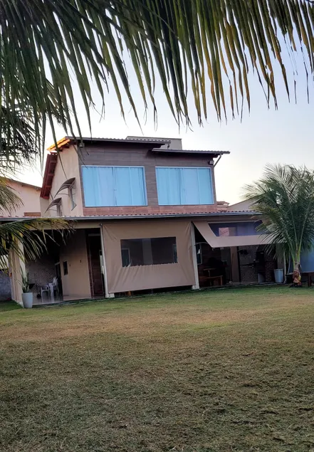 Beachfront house - Image 1