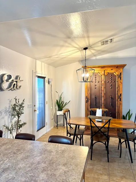 Tranquility in Tonopah, self check-in 4BD 2BTH - Image 1