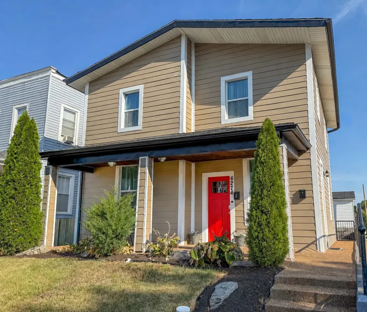 Two Homes in One Stay * Minutes to Downtown - Image 1