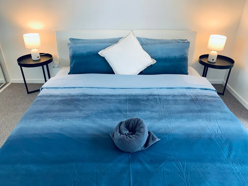 Independent One-Bedroom Boutique Apartment - Image 1
