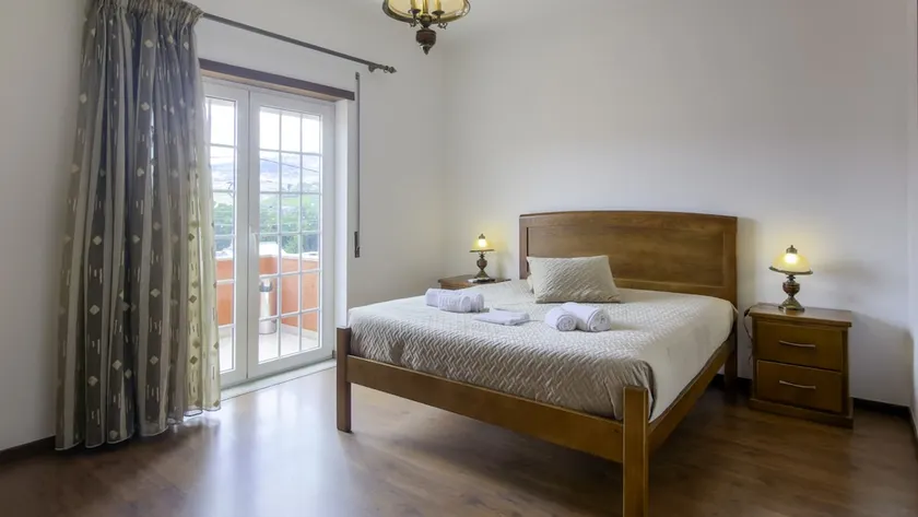 Oliveira Douro House - Image 1