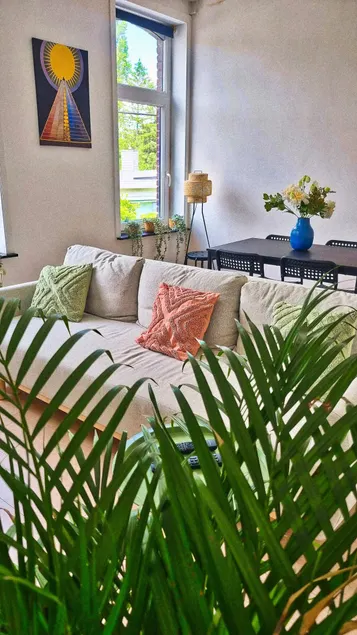 Cozy apartment • 2 bedrooms • Free parking - Image 1