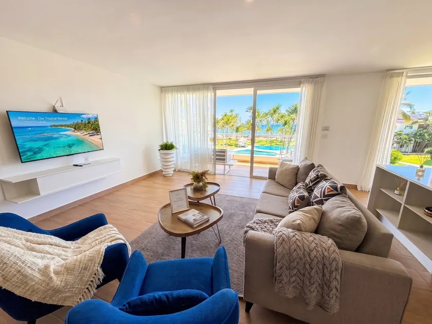 *Penthouse* Ocean View Dream *With Private Beach* - Image 1