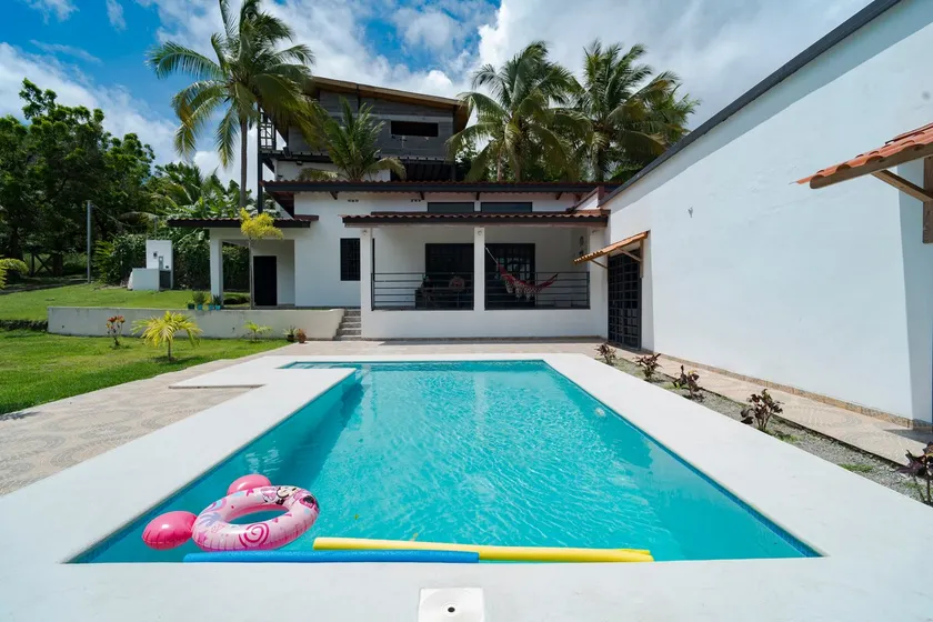 Casa Iguana - Punta Barco Viejo (Old Boat Point). Up to 12 guests. - Image 1