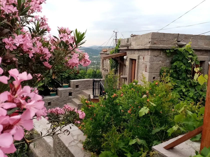 Two-storey stone house in Assos - Image 1