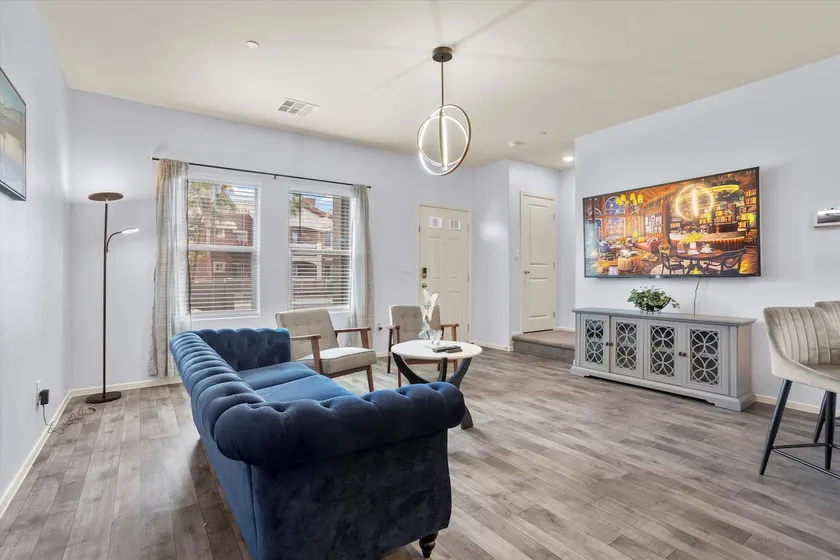 Blissful Haven | Serene Retreat Near the Strip - Image 1