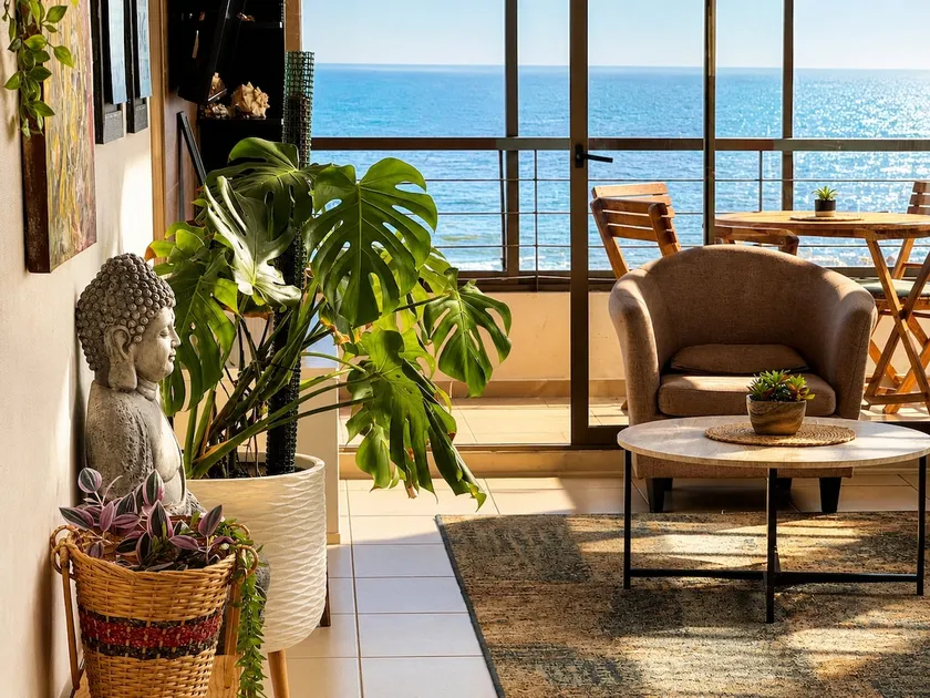 Ocean View | 3 Bedrooms, Wi-Fi and Parking - Image 1