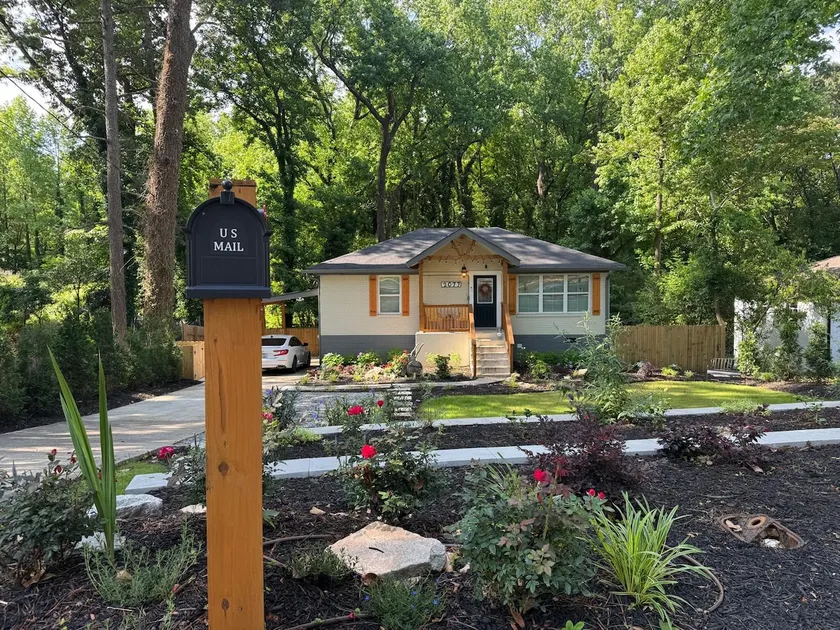 Park Paradise Unit A GreshamPark/ EAV Duplex 2b2ba - Image 1