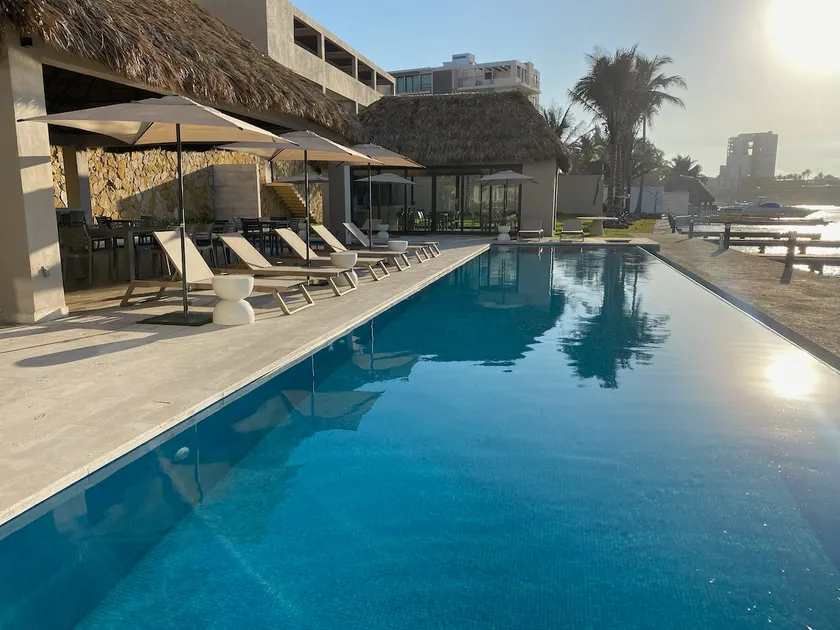 Ocean View on 6th Floor w/3 Pools/4 Beds/Gym - Image 1
