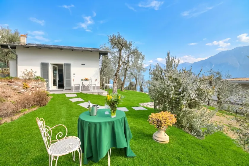 Relais Nanzello Garda - Image 1