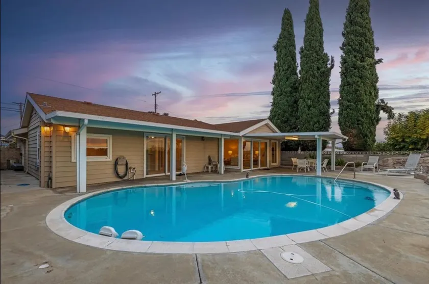 Scenic + Cozy SD Home w/ Pool - Image 1