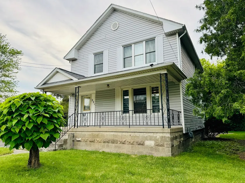charming retreat in Chatham-Kent - Image 1